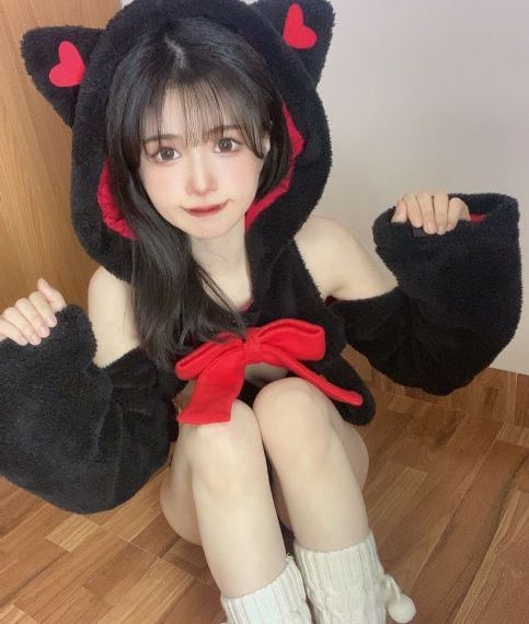 日本扒衣摸双乳视频_BD视频大全