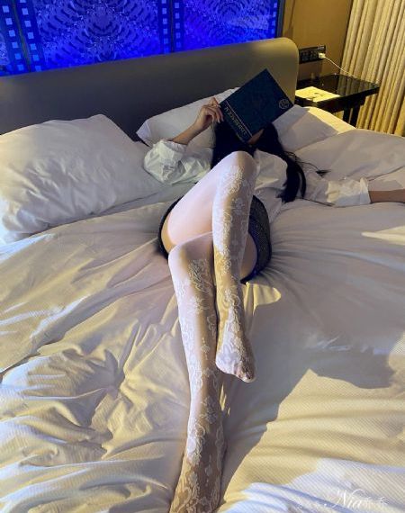 黄色av小说_高清高清完整版播放