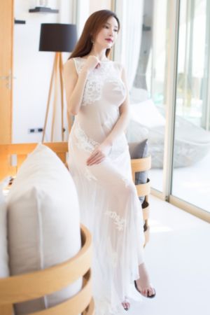 男人猛吃奶女人爽视频_4K免费在线观看