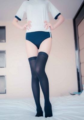 国产侵犯亲女三级_高清免费观看韩国