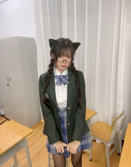 张柏芝早期三级在线播放_720在线观看