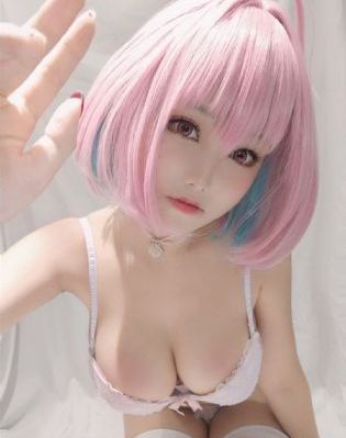 夜夜嗨AV一区二区三区啊_最新国语全集在线