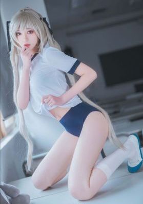 午夜湿影院_在线观看免费版